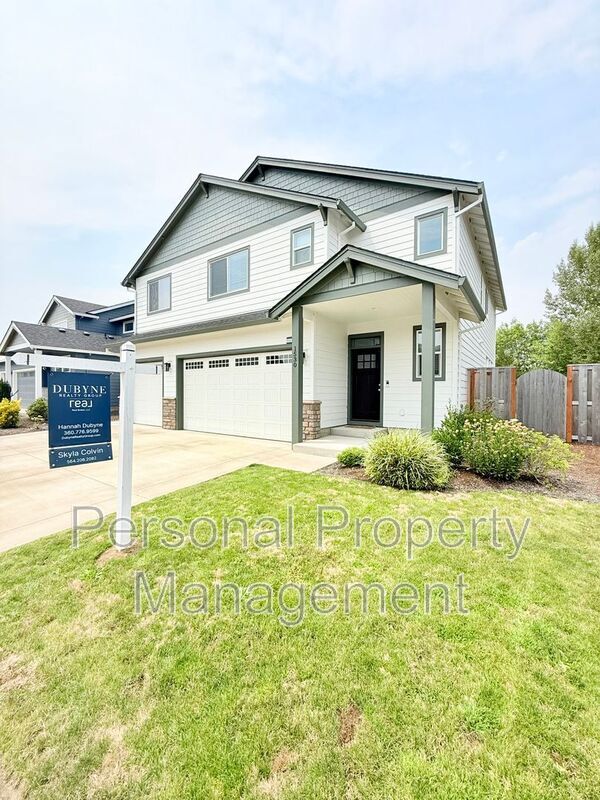 Building Photo - 1530 NW 29th Pl