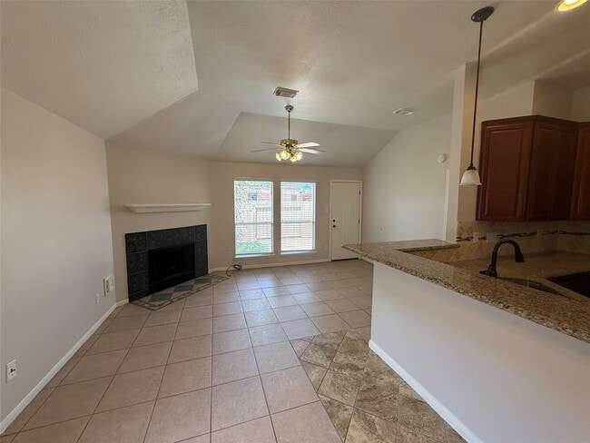 Building Photo - 11906 Oakner Dr