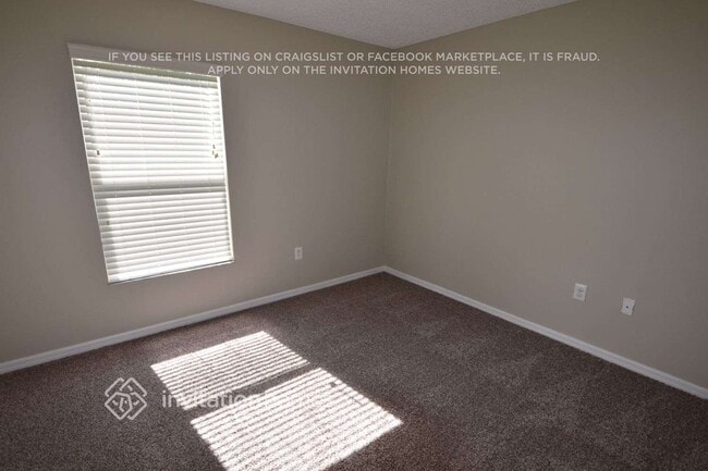 Building Photo - 217 Sawyerwood Pl