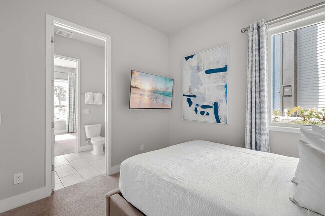 Building Photo - 7740 Sandy Ridge Dr
