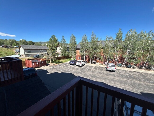 Building Photo - 2379 Abbey Ct