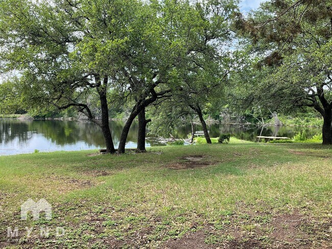 Building Photo - 5736 Lone Star Cir