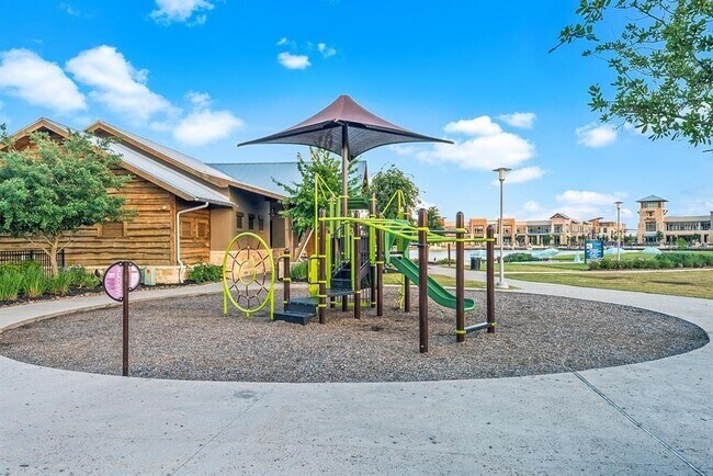 Building Photo - 9503 Towne Lake Pkwy