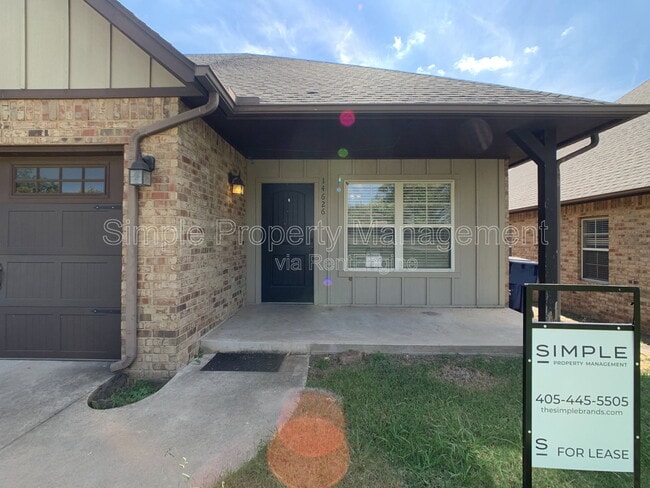 Building Photo - 14628 1st St