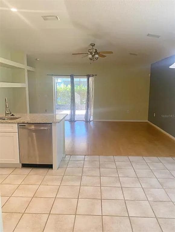 Building Photo - 15534 Martinmeadow Dr