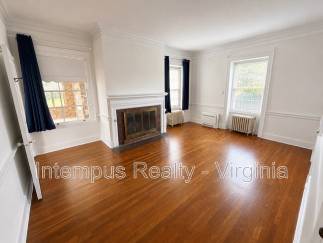 Building Photo - 7296 Fenton Farm Ln