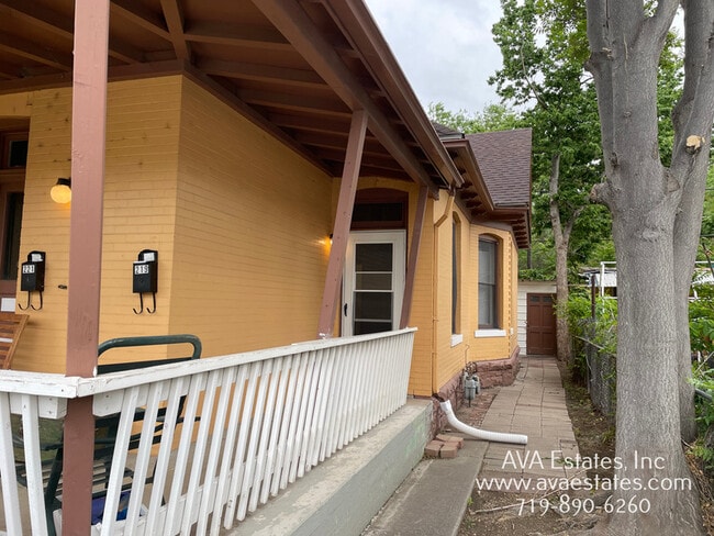 Building Photo - 219 E Pitkin Ave