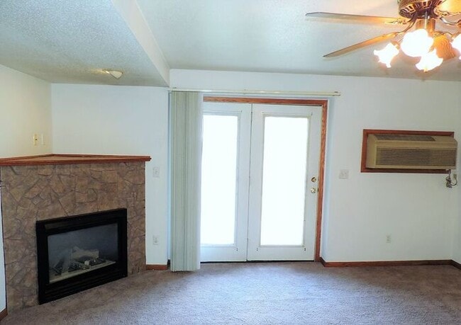 Building Photo - $1,250 | 2 Bedroom, 1 Bathroom Condo | Pet Friendly* | Available for an August 7th, 2026 Move In!