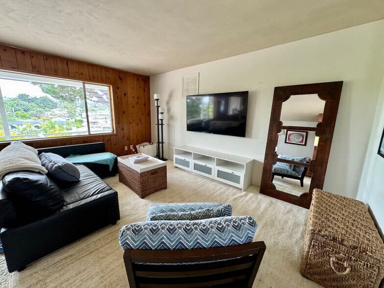Building Photo - 4000 Highland Dr