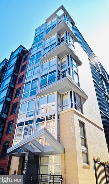 Building Photo - 1209 13th St NW