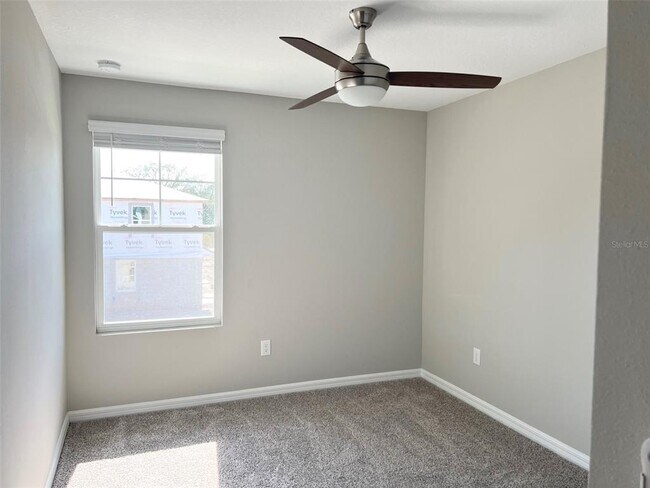 Building Photo - 5844 Ocean Isle Dr