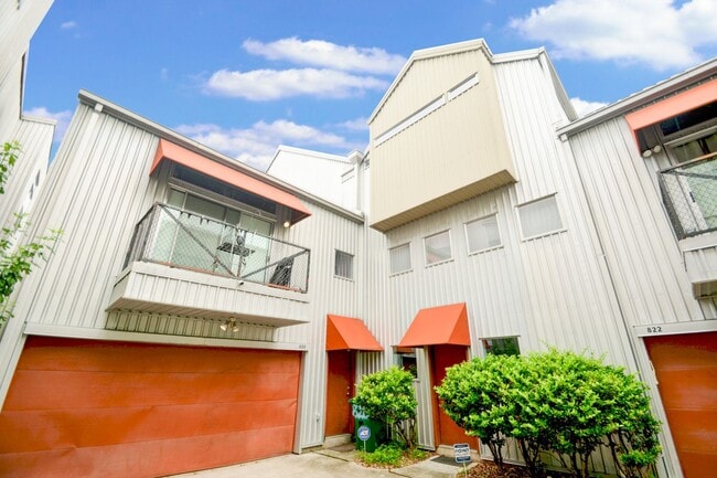 Primary Photo - Open Floorplan 3-story Townhome in Midtown!