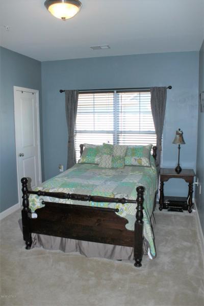 Building Photo - Beautiful 2 Bedroom 2 Bathroom Located in ...