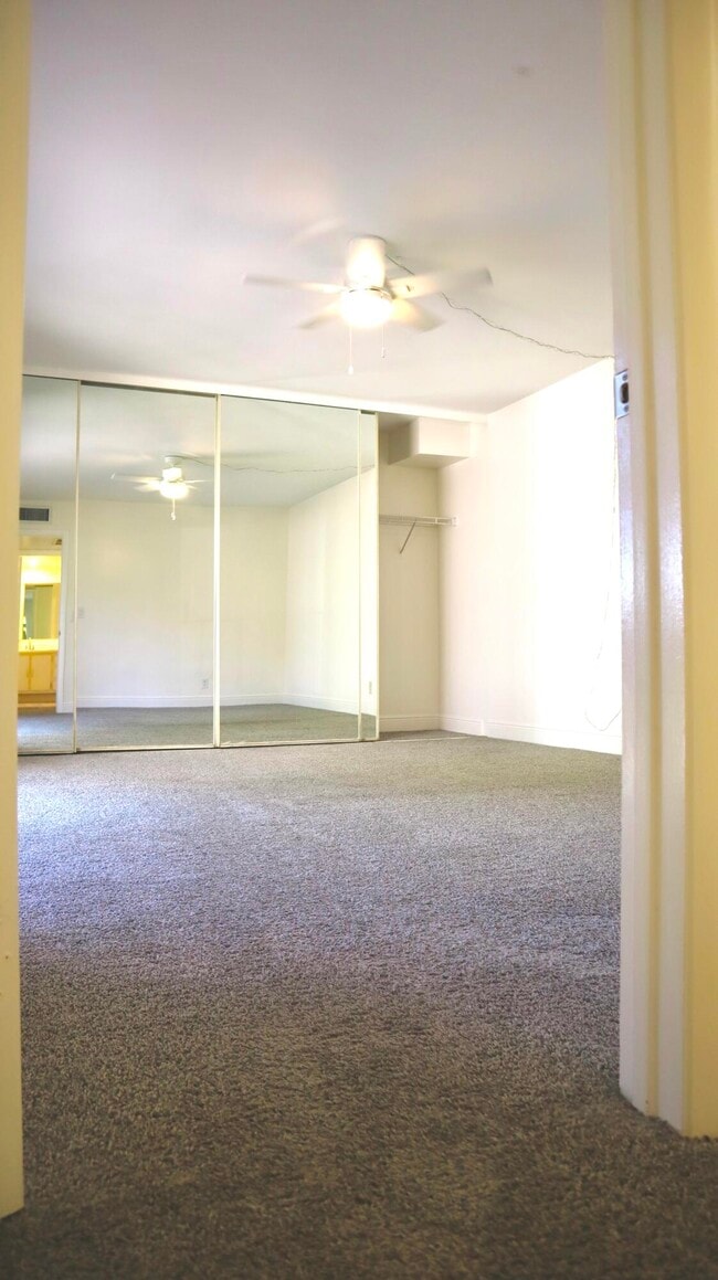 Building Photo - 194 Lake Arbor Dr