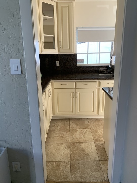 Building Photo - 5177 O Sullivan Dr