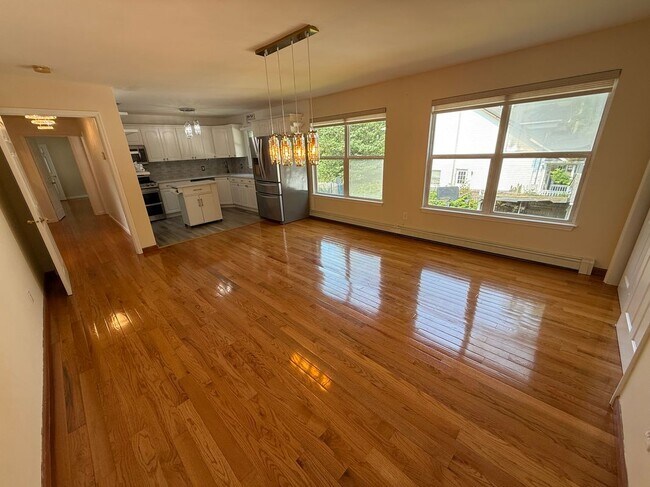 Building Photo - 109 Adirondack Dr