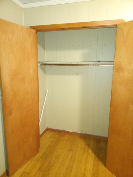 Building Photo - 623 Lafayette St