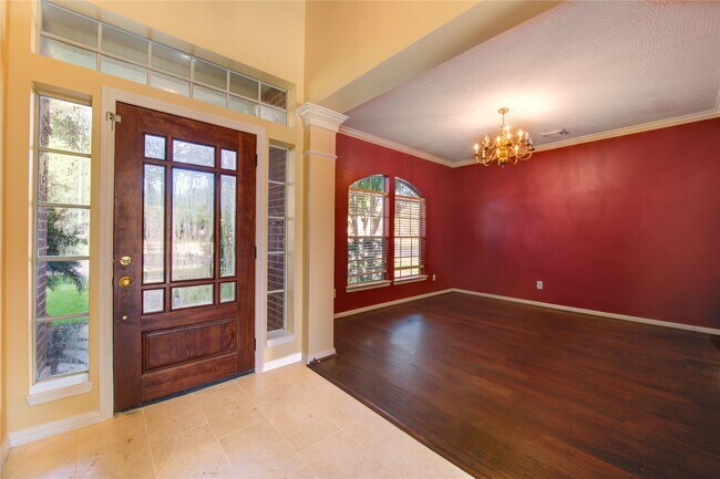 Building Photo - 1807 Garden Terrace Dr