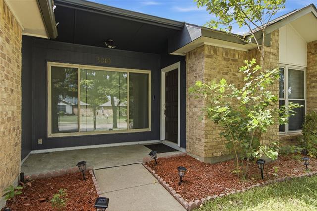 Building Photo - 5005 Frontier Ln