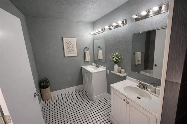 Building Photo - 5700 Cherilee Ln