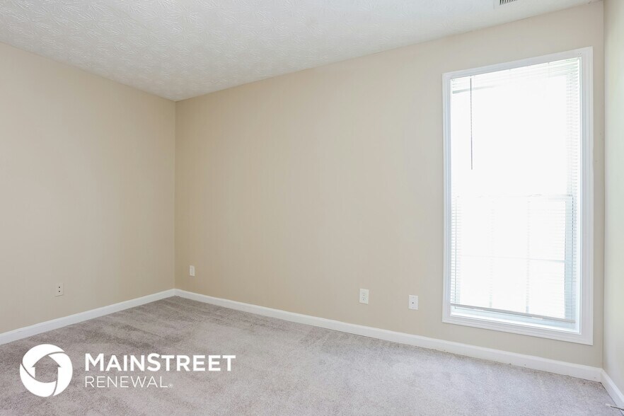 Building Photo - 3909 Riverside Pkwy