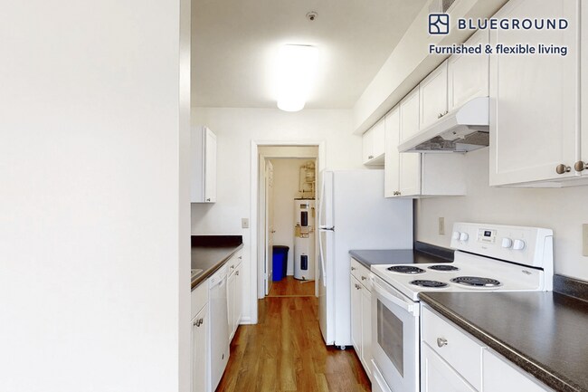 Building Photo - 10608 Kitty Pozer Dr