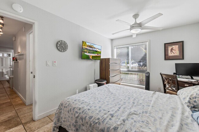 Building Photo - Beautifully Renovated Ground-Floor 2BR/1.5BA Condo in Kihei Villages – Furnished w/ 2 Parking Spaces