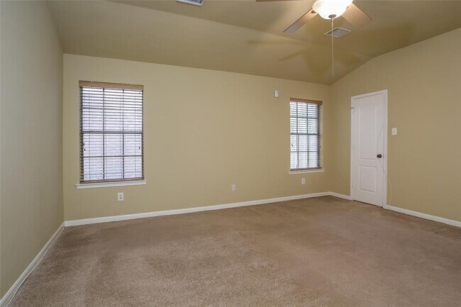 Building Photo - 2907 Crestbrook Bend Ln