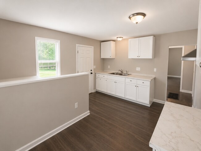 Building Photo - 24 Vierling Dr