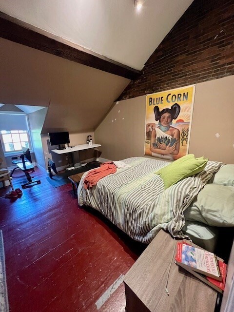 Building Photo - 14 Chestnut St