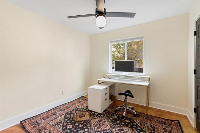 Building Photo - 3808 Leafield Dr