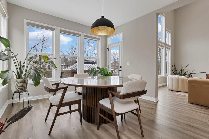 Building Photo - 300 Harness Way