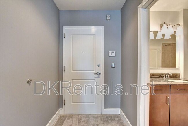Building Photo - 44 Peachtree Pl NE
