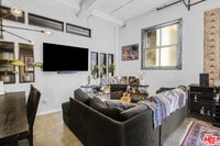 Building Photo - 738 S Los Angeles St