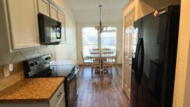 Building Photo - 1012 Morris Ranch Ct