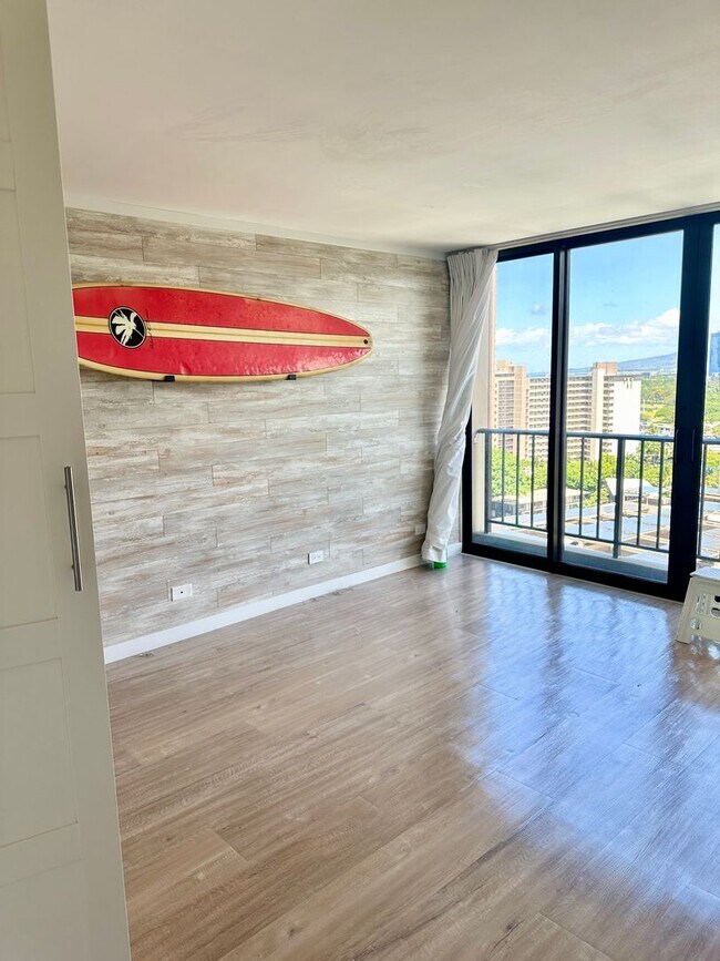 Building Photo - Upgraded 1 bedroom in Waikiki! Price Change!