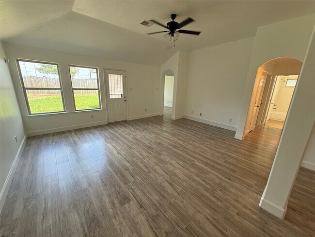 Building Photo - 12650 Redbud Villa Lane