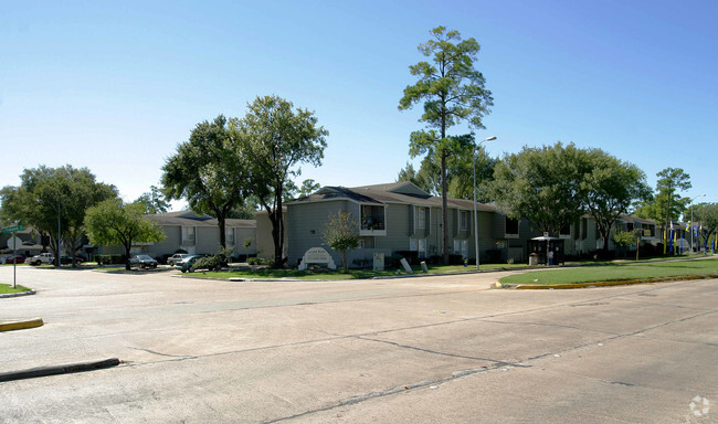 Building Photo - Laguna Woods Townhomes