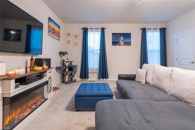 Building Photo - 605 Brickell Chase