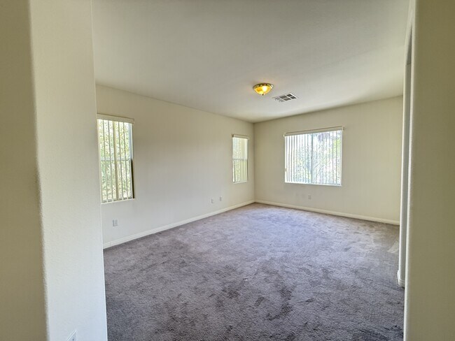 Building Photo - 324 Sea Rim Ave