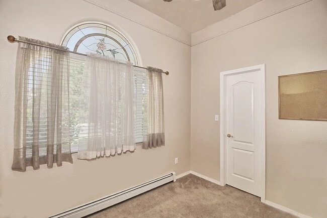 Building Photo - 222 Mansfield Ct