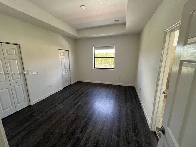 Building Photo - 3399 W 90th Terrace