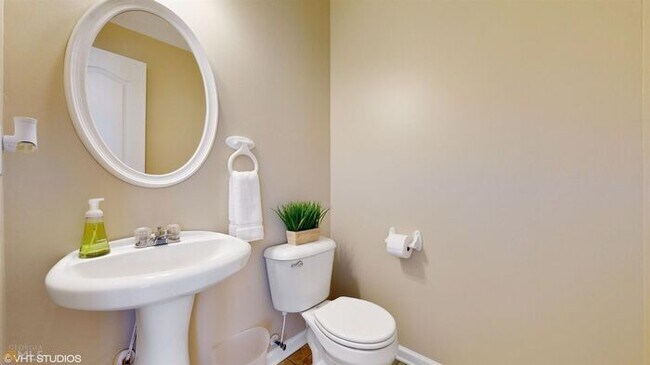 Building Photo - Coming Soon! Exceptional 2BR/2.5BA End Unit Townhome in College Park!