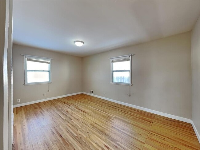 Building Photo - 4010 Monroe St NE