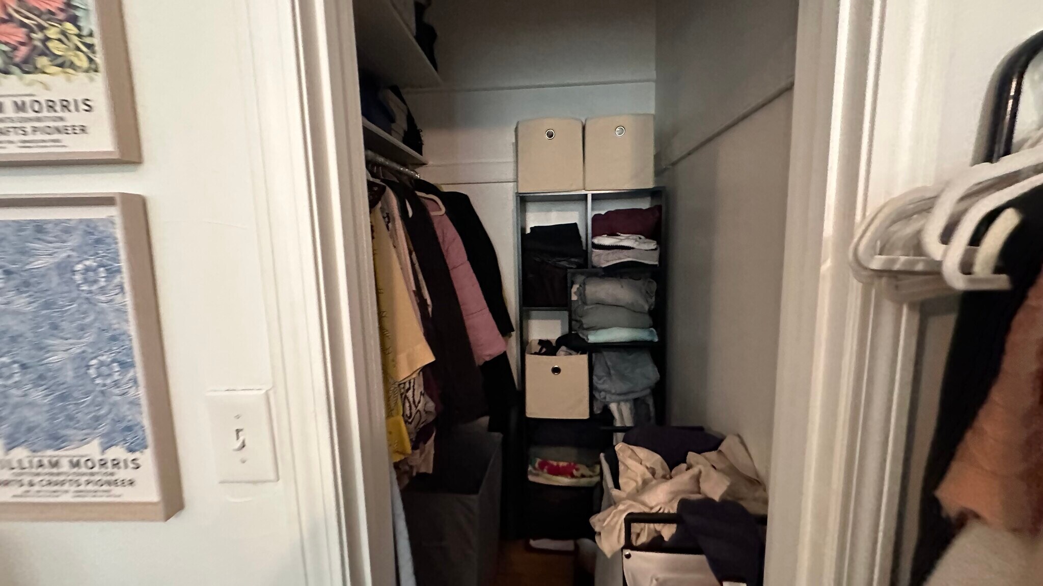 Building Photo - 142 Hemenway St