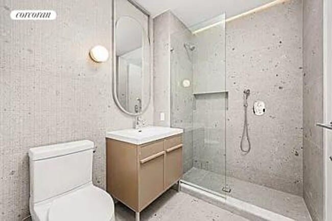 Building Photo - 218 Front St