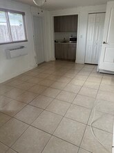 Building Photo - 8425 SW 44th St