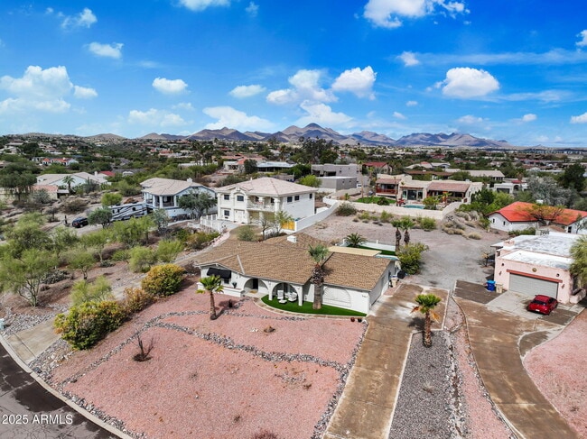 Building Photo - 17218 E Parlin Dr
