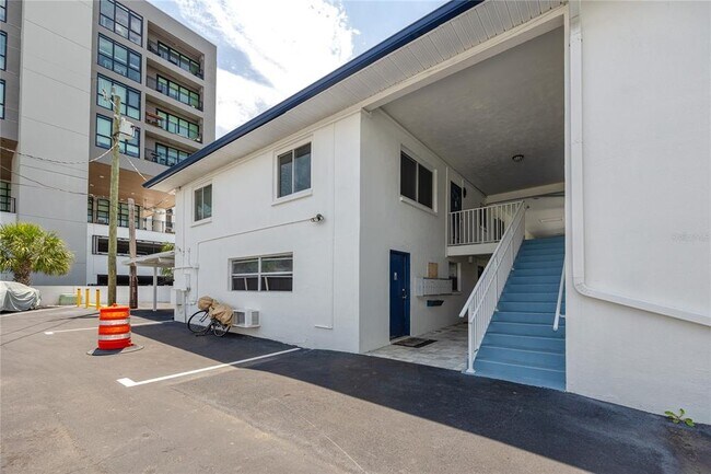 Building Photo - 4340 37th St S
