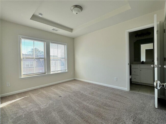 Building Photo - 3658 Hidden Valley Cir